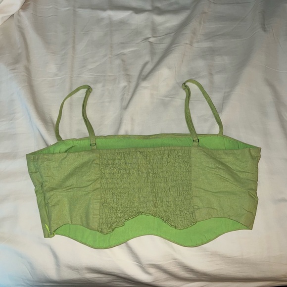 Princess Polly Green Wavy Crop Top - Picture 2 of 6